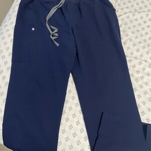 FIGS - women’s Navy scrub set 3x